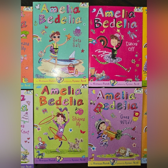 Amelia Bedelia Books Set of 9 Children Chaper Books - Picture 4 of 5